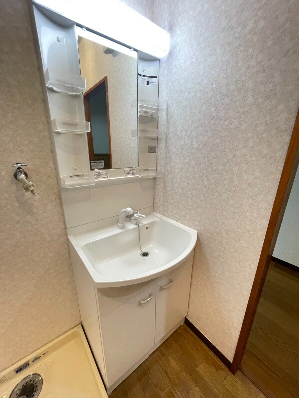 物件内観写真12　(洗面所)