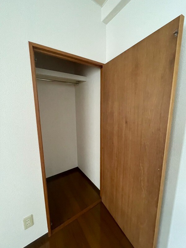 物件内観写真15　(クローゼット)