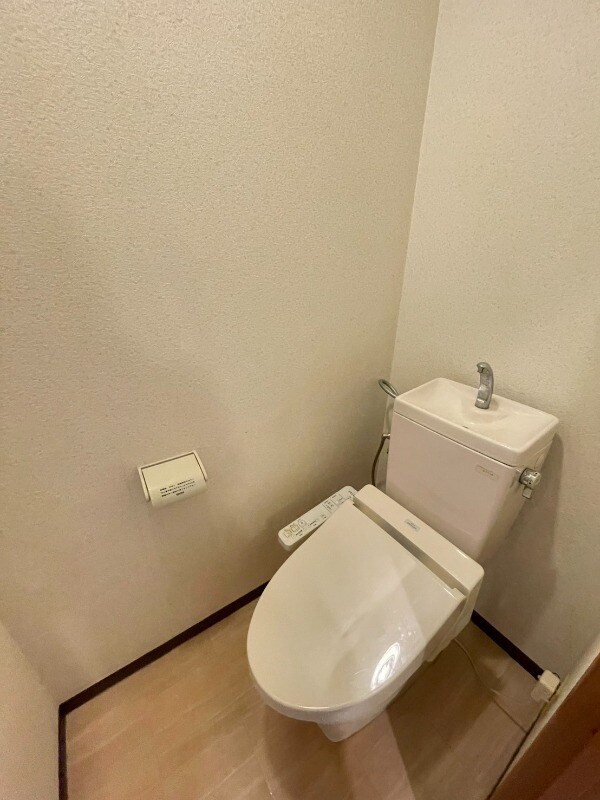 物件内観写真13　(トイレ)