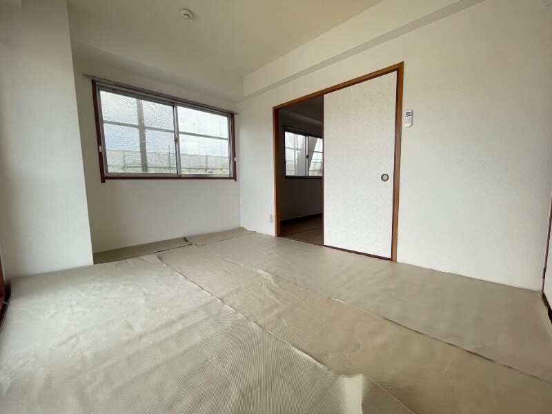 物件内観写真11　(居室)