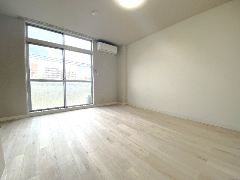 物件内観写真5　(居室)