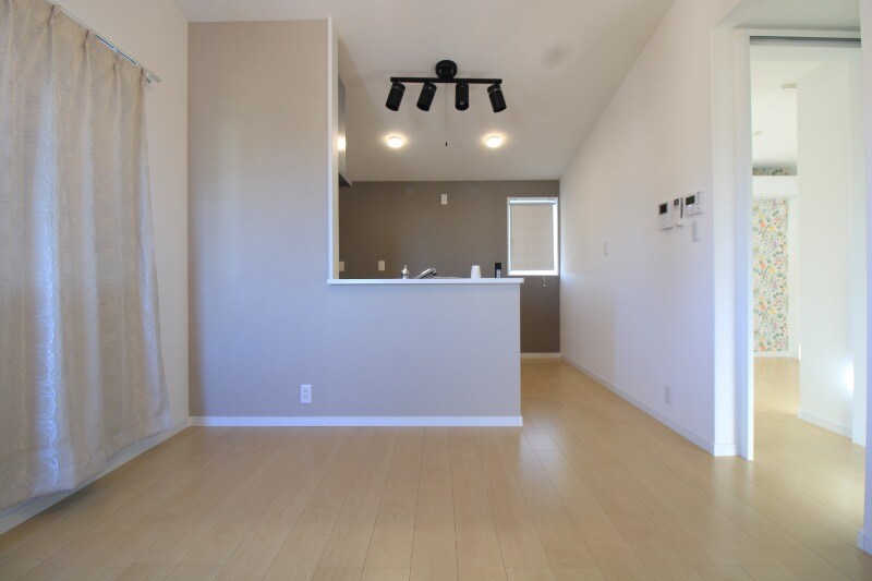 物件内観写真3　(居室)