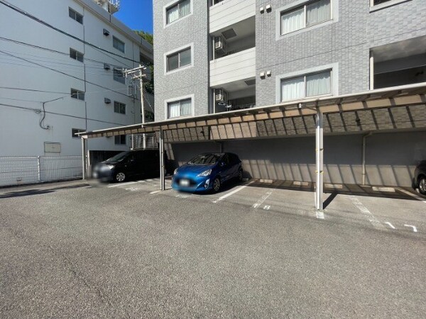 駐車場(駐車場)