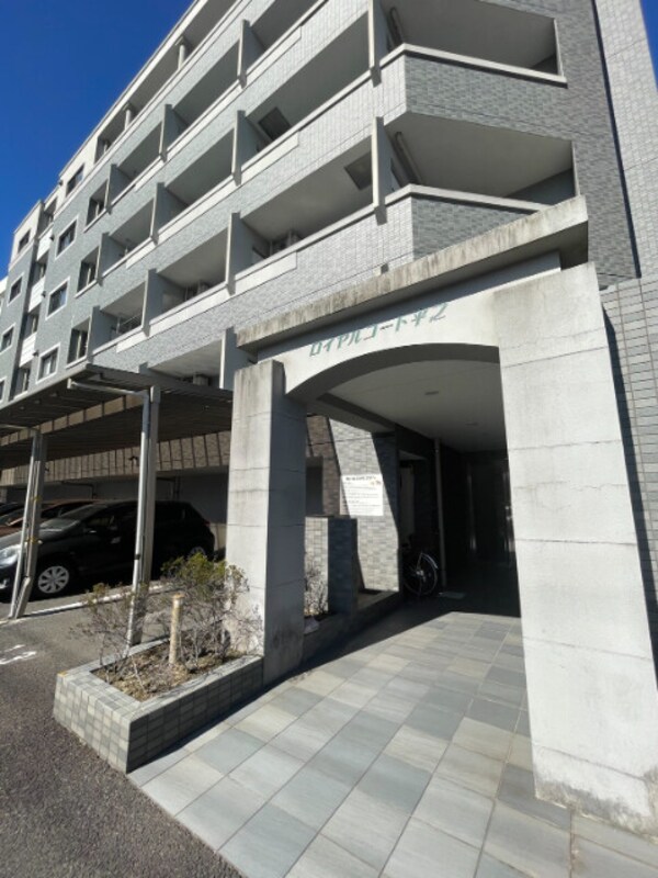エントランス(エントランス)