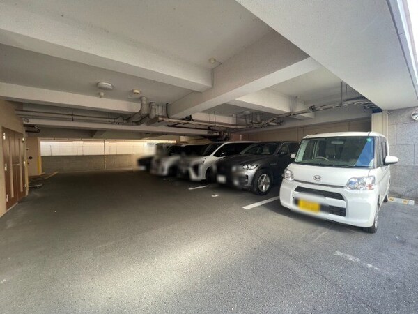 駐車場(駐車場)