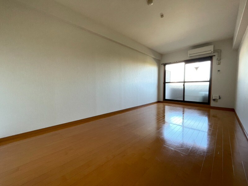 物件内観写真5　(居室)