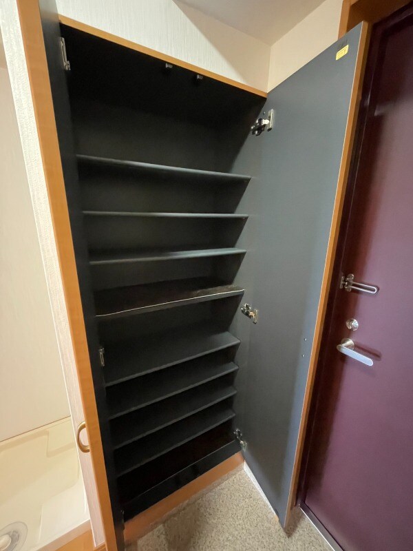 物件内観写真16　(シューズボックス)