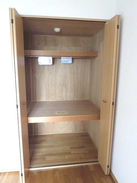物件内観写真18　(クローゼット)