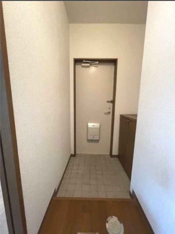 玄関(玄関)