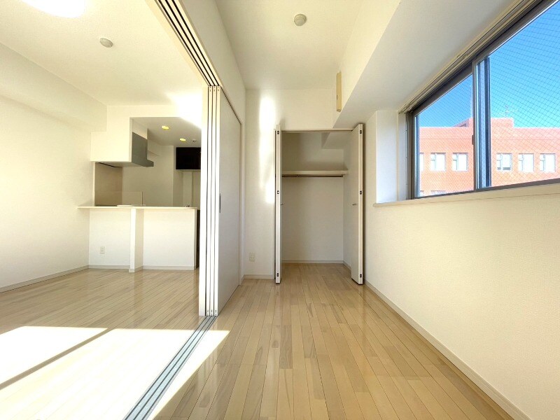 物件内観写真6　(居室)