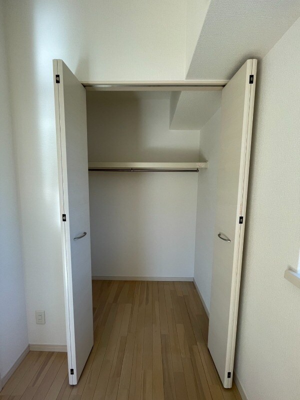 物件内観写真15　(クローゼット)