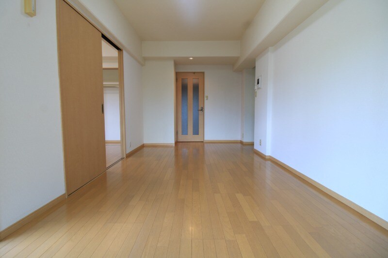 物件内観写真4　(居室)