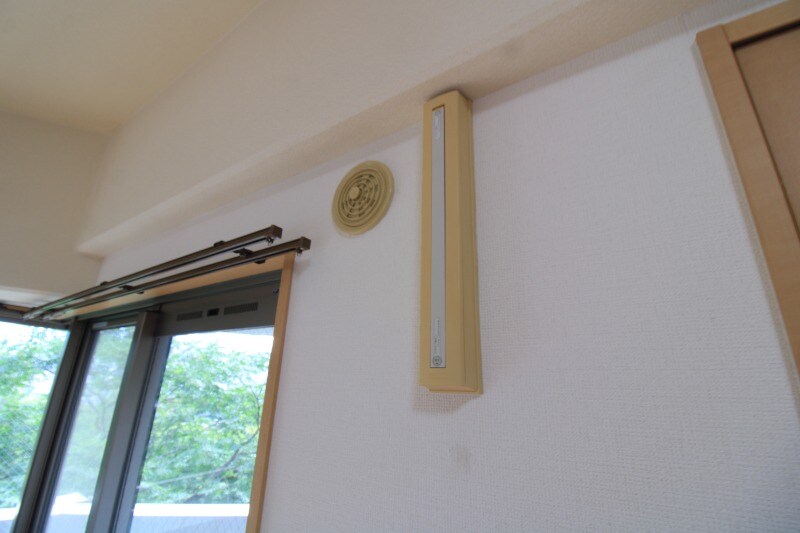 物件内観写真21　(室内物干し機)