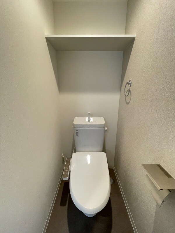 物件内観写真13　(トイレ)