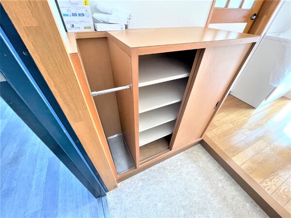 その他設備(シューズボックス)