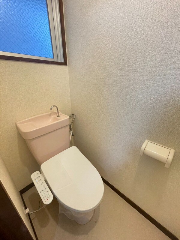 物件内観写真10　(トイレ)