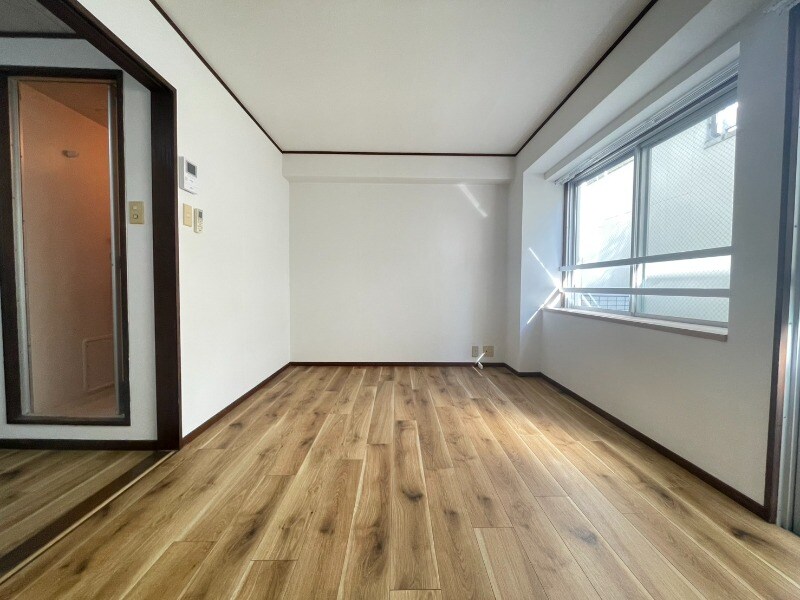 物件内観写真6　(居室)