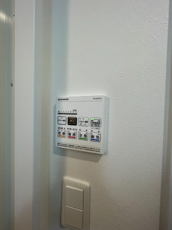 物件内観写真23　(浴室乾燥機)