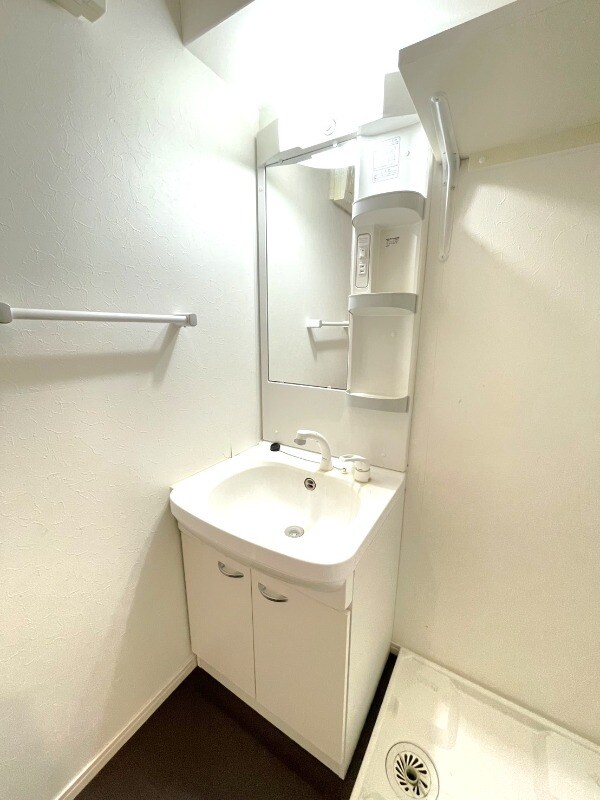 物件内観写真13　(洗面所)