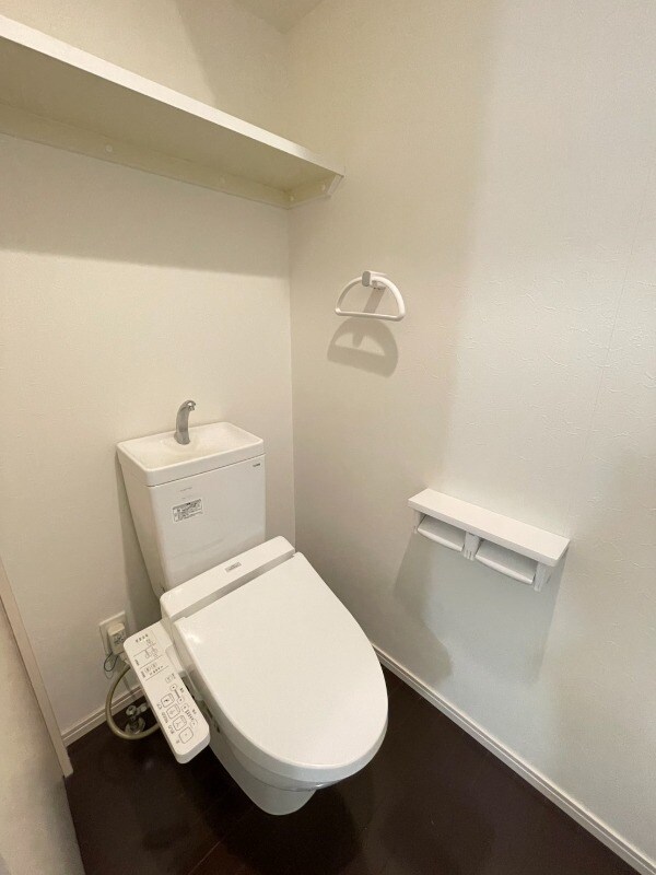 物件内観写真15　(トイレ)