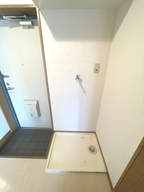 その他設備(室内洗濯機置き場)