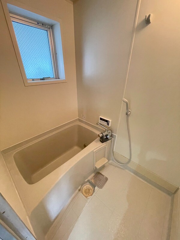 バス／シャワールーム等(バス／シャワールーム等)