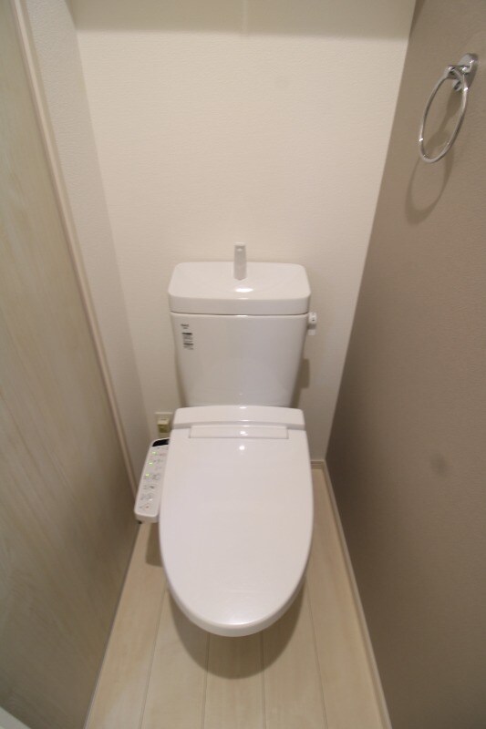 物件内観写真16　(トイレ)