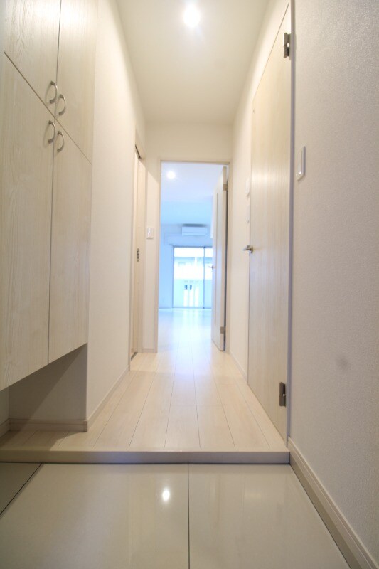 物件内観写真19　(玄関)