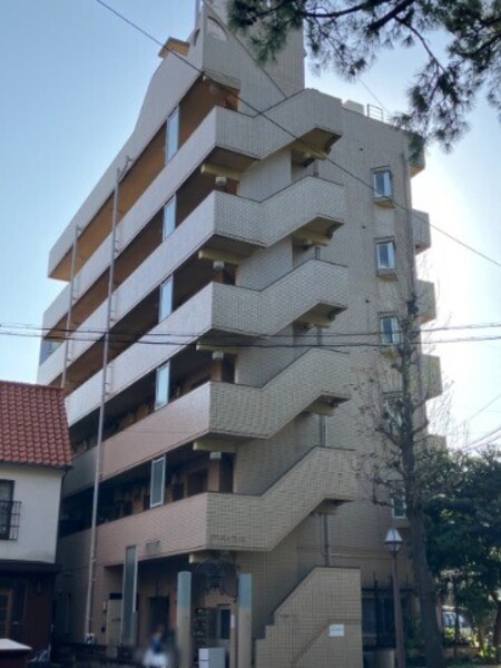Ａ．ＲＥＫ　ＴＥＮＰＯＺＡＮ外観写真