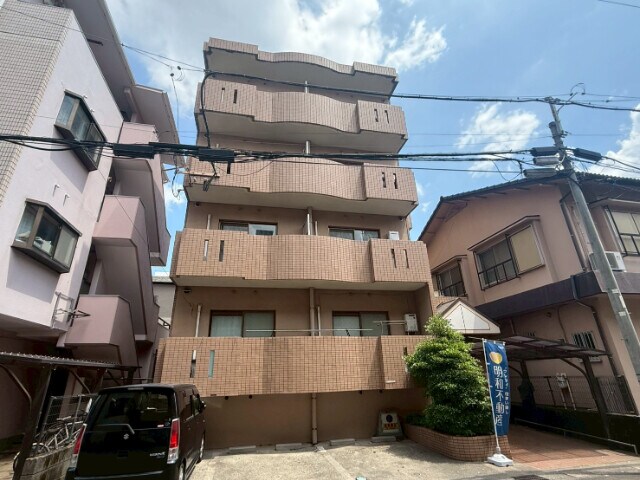 サニーハイツの物件外観写真