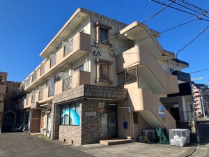 メゾン唐湊第一ビル外観写真