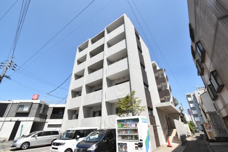 A&M葉月館外観写真