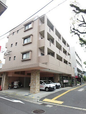 ＡＸＩＳ外観写真