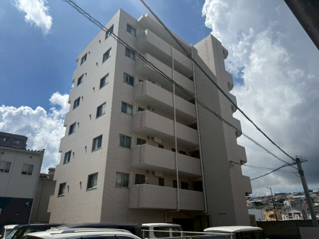 Lux新栄