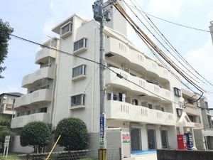 マルシェール気象台外観写真