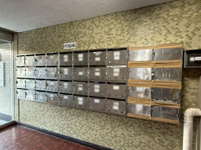 物件外観写真3　(集合ポスト)