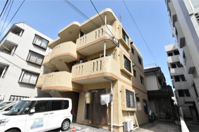 中園マンションの物件外観写真
