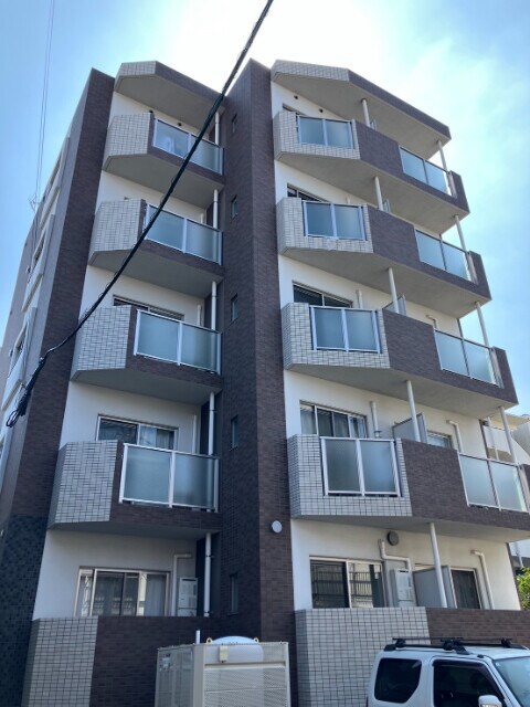 グランツ鴨池の物件外観写真