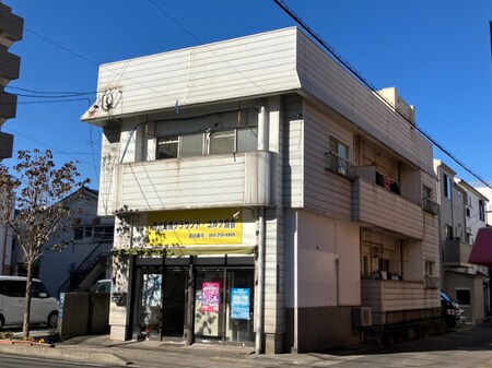 つるやビル外観写真