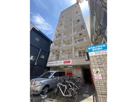 上荒田山元マンション外観写真