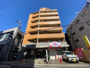 ライオンズマンション交通局前外観写真