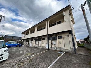 隼人塚ハイツ外観写真