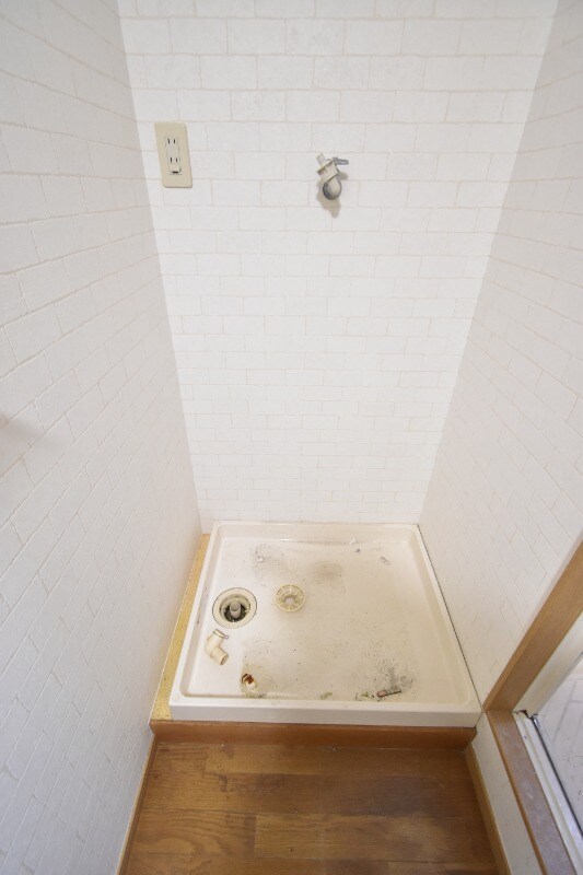 物件内観写真9　(洗濯機置き場)