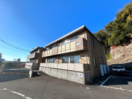 ラ・メゾン中央　Ａ棟外観写真