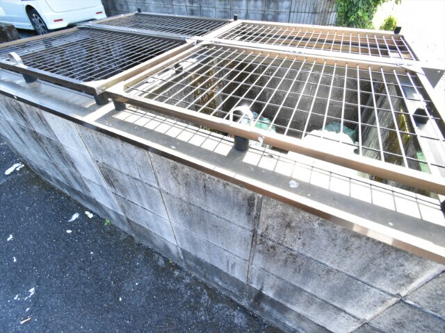 物件外観写真4　(ゴミステーション)