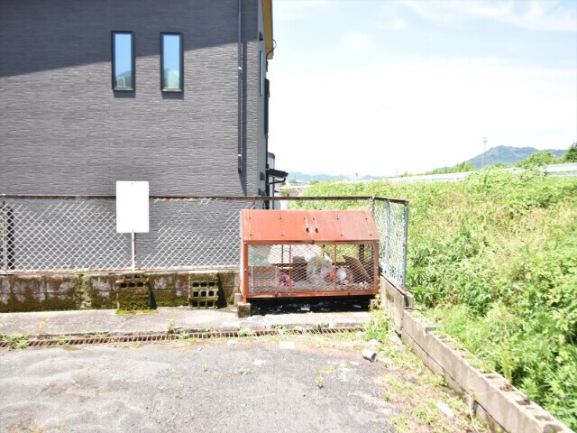 物件外観写真3　