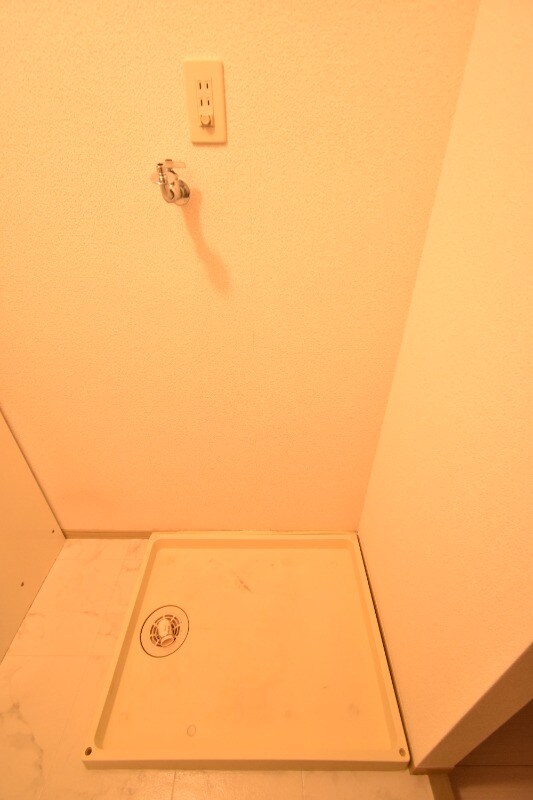 物件内観写真16　(洗濯機置き場)