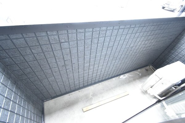 バルコニー(建築中)