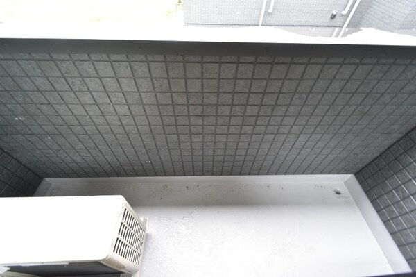 バルコニー(建築中)