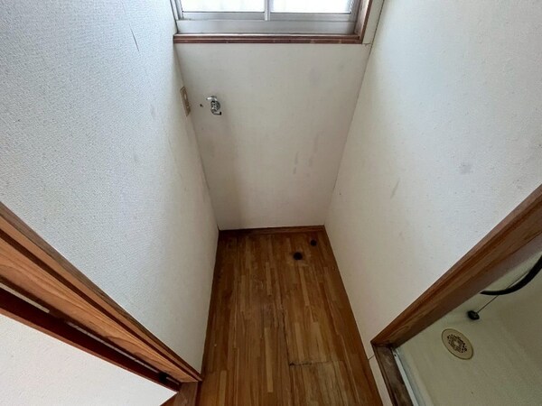 洗面所(洗濯機置き場)